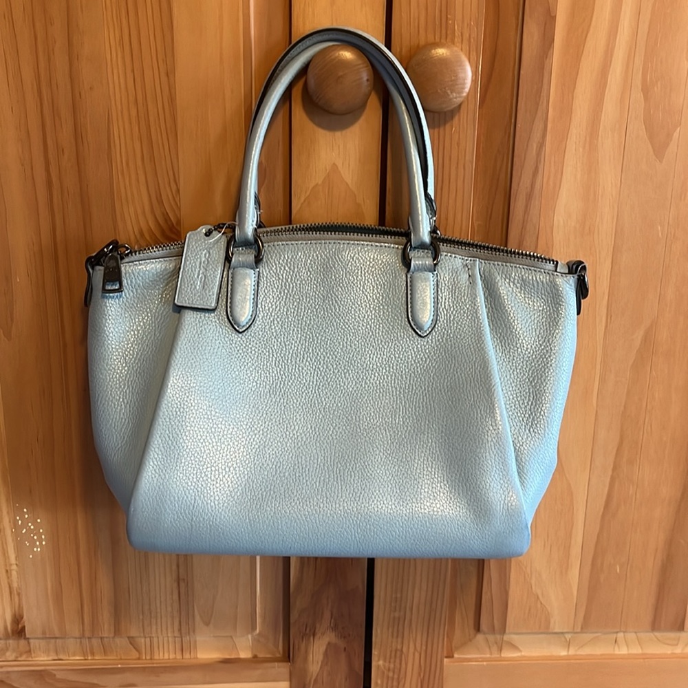 Coach Purse 👛 - Picture 3 of 4